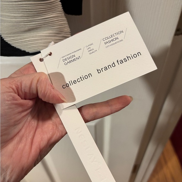 Neslay Black and Cream Polka Dot Accordion Material Jacket from Paris - Picture 6 of 11